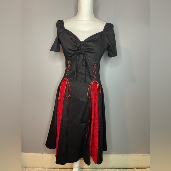 NWOT Women’s 6 Renaissance Short Sleeve Medieval Square Neck Lace Party dress - Picture 2 of 15